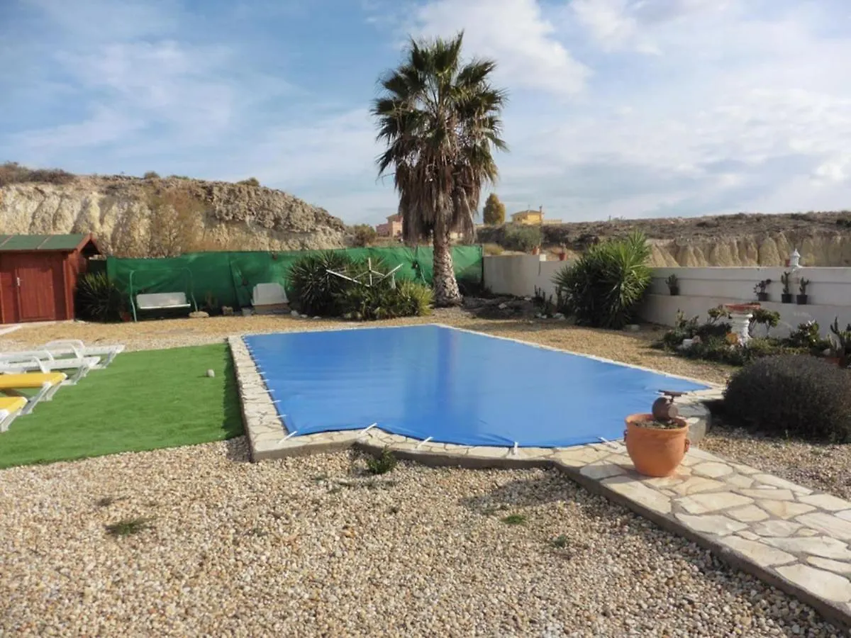 Lovely 1 Bedroom Attached Apartment With Kitchen But Private Albox 0*,